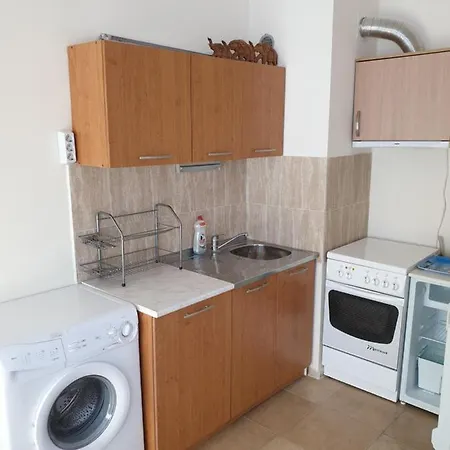 アパート Sunny Gardens 2 Bedrooms サニービーチ